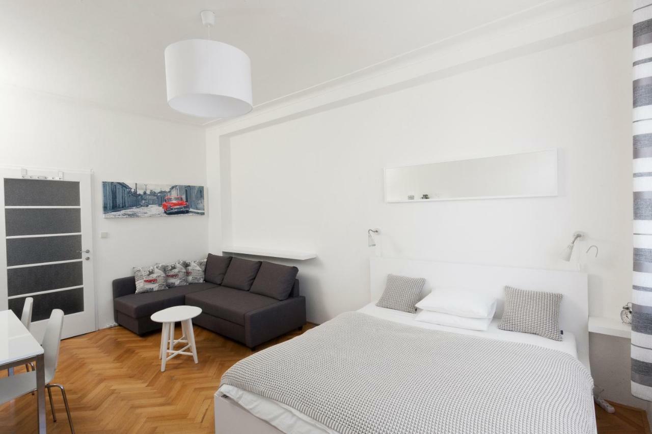 Casa Anna Apartment Opletalova Prága Kültér fotó