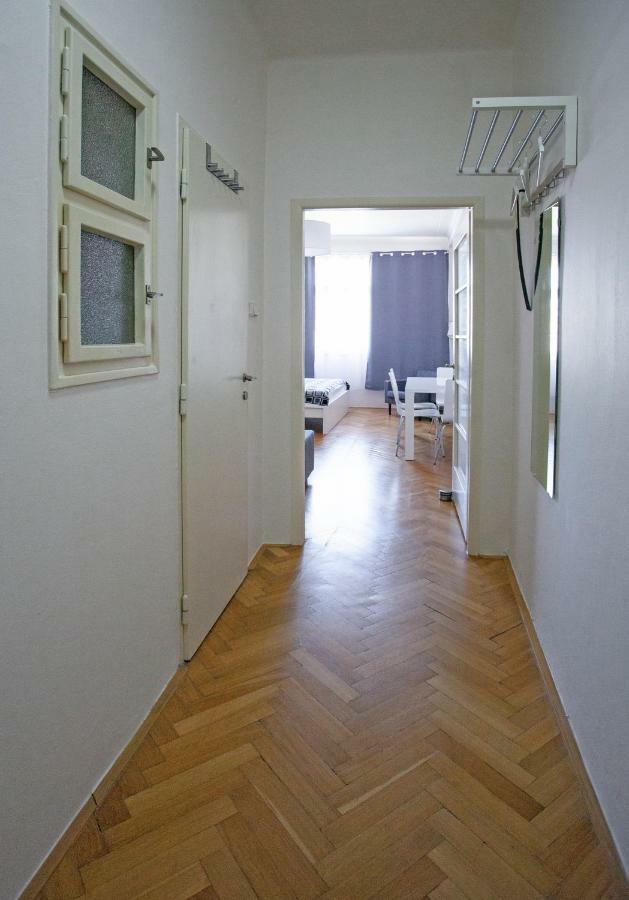 Casa Anna Apartment Opletalova Prága Kültér fotó